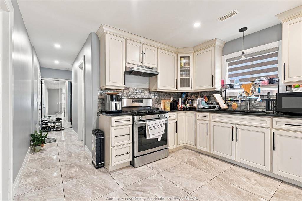 3457 Walker Road, Windsor, ON