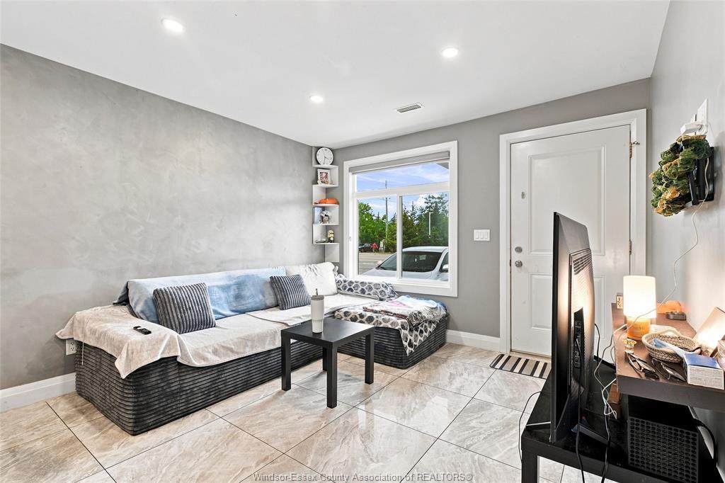 3457 Walker Road, Windsor, ON