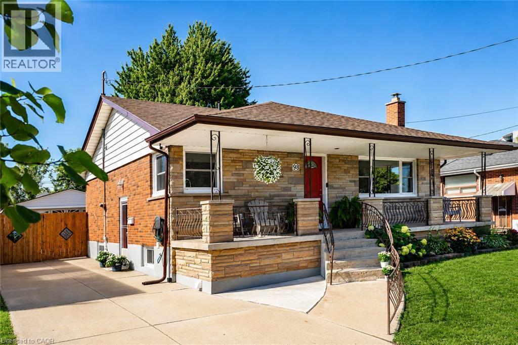 98 Duncombe Drive, Hamilton, ON