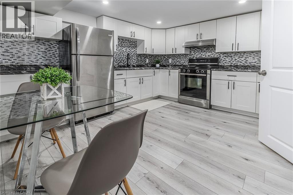 98 Duncombe Drive, Hamilton, ON