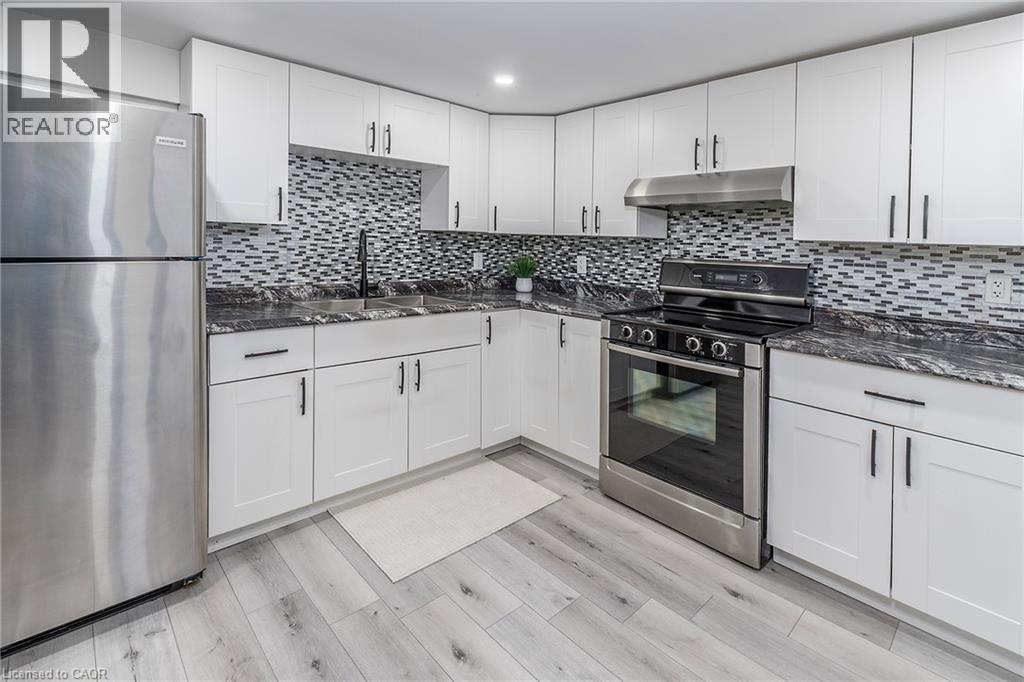 98 Duncombe Drive, Hamilton, ON
