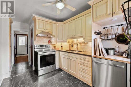 260 Stinson Crescent, Hamilton, ON 