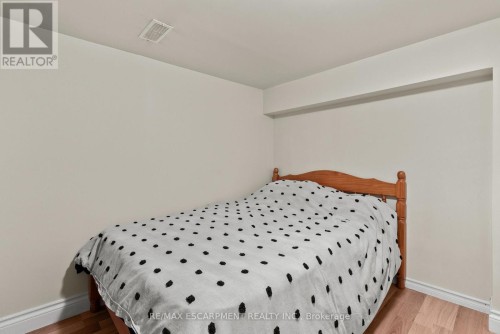 260 Stinson Crescent, Hamilton, ON 