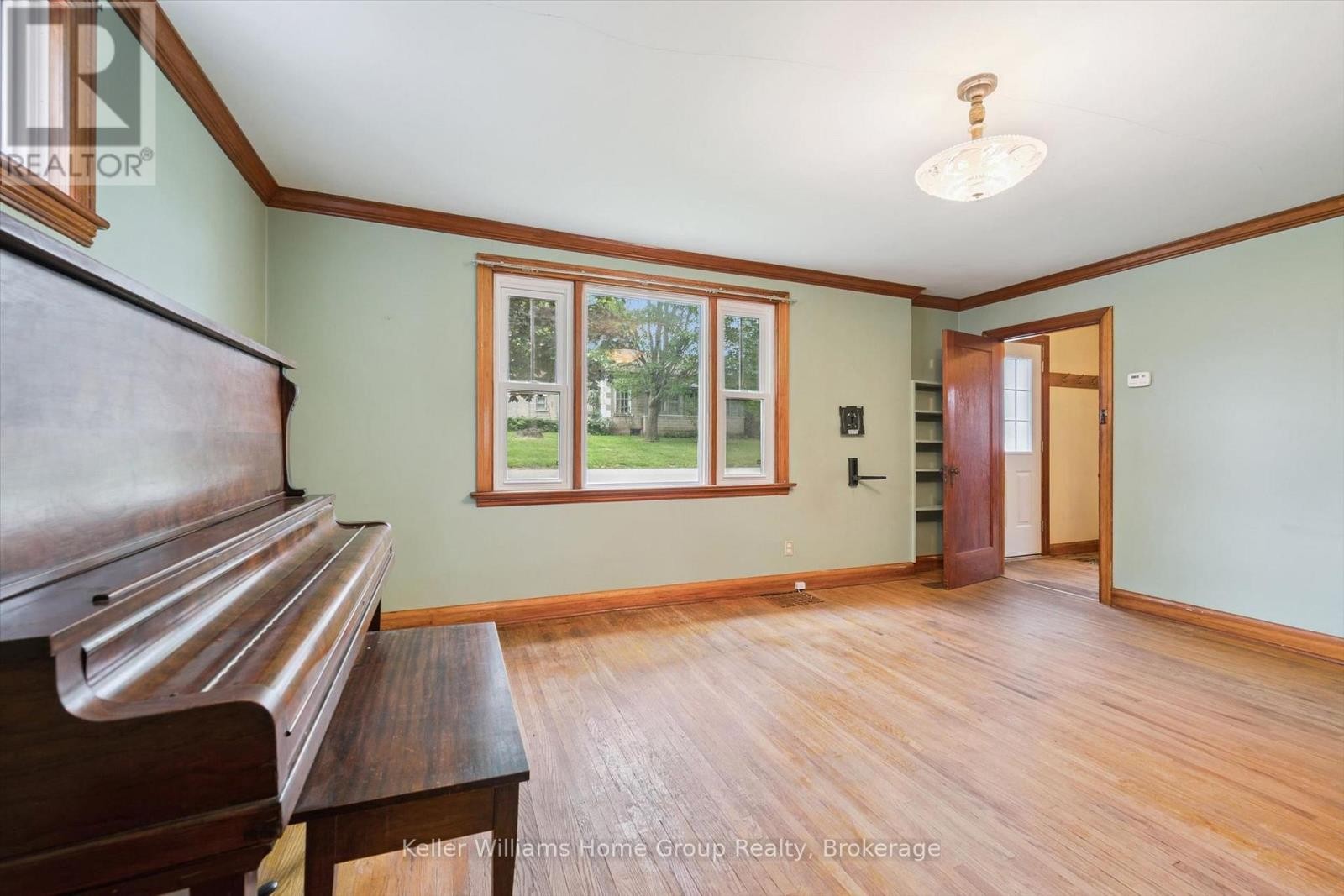 20 Water Street W, Centre Wellington (Elora/Salem), ON