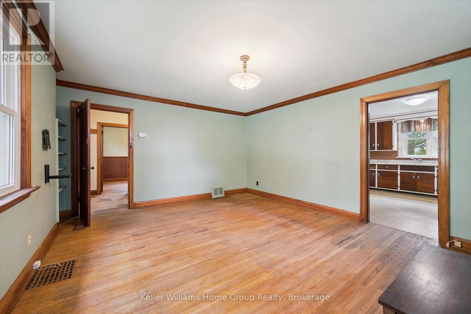 20 Water Street W, Centre Wellington (Elora/Salem), ON