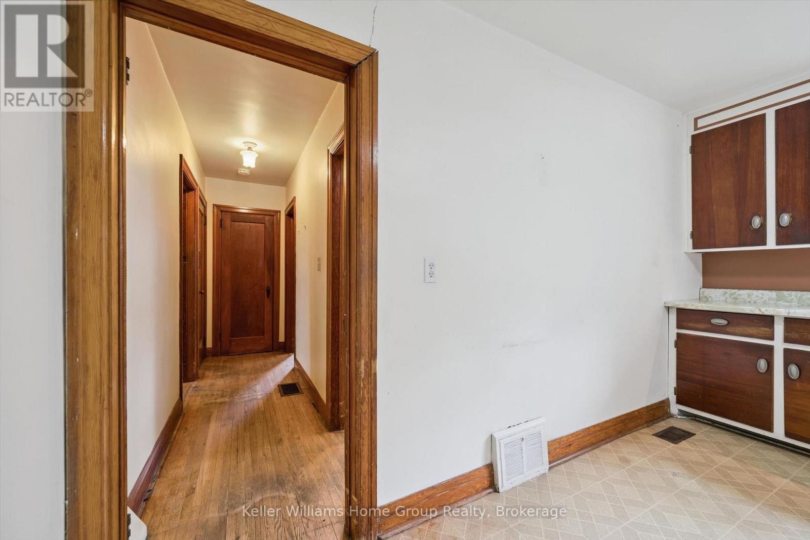 20 Water Street W, Centre Wellington (Elora/Salem), ON