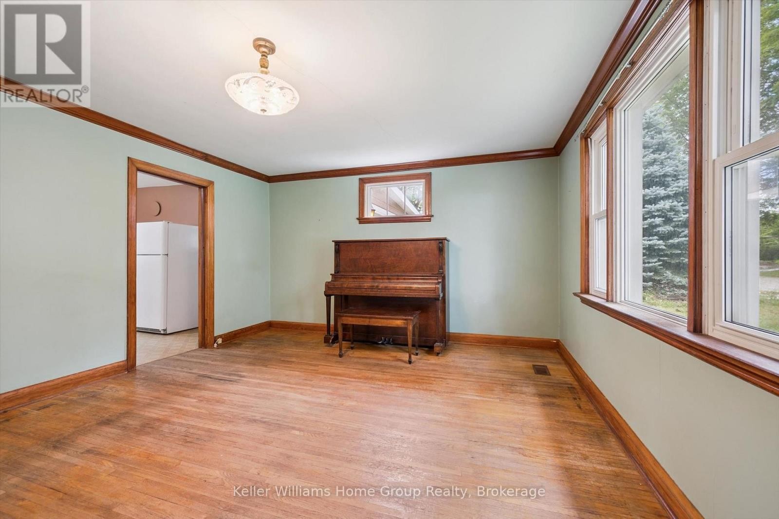 20 Water Street W, Centre Wellington (Elora/Salem), ON