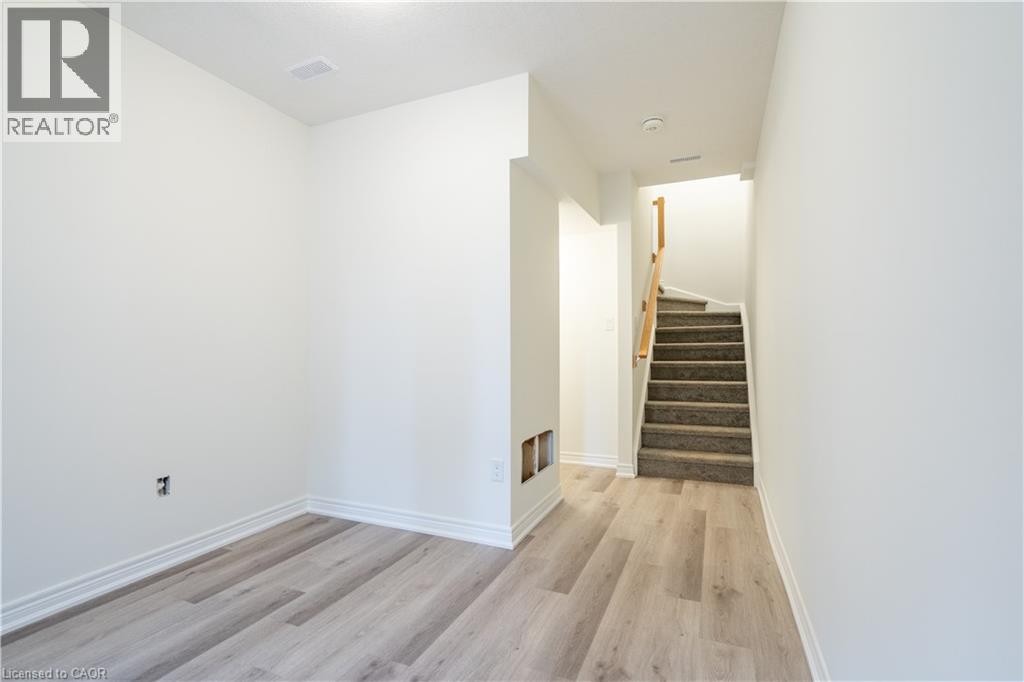 23 Dryden Lane, Hamilton, ON