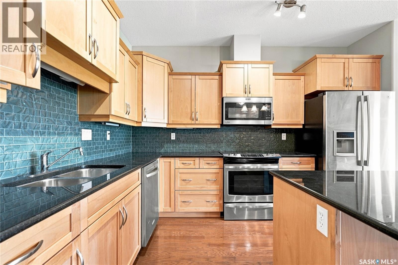 207 401 Cartwright Street, Saskatoon, SK