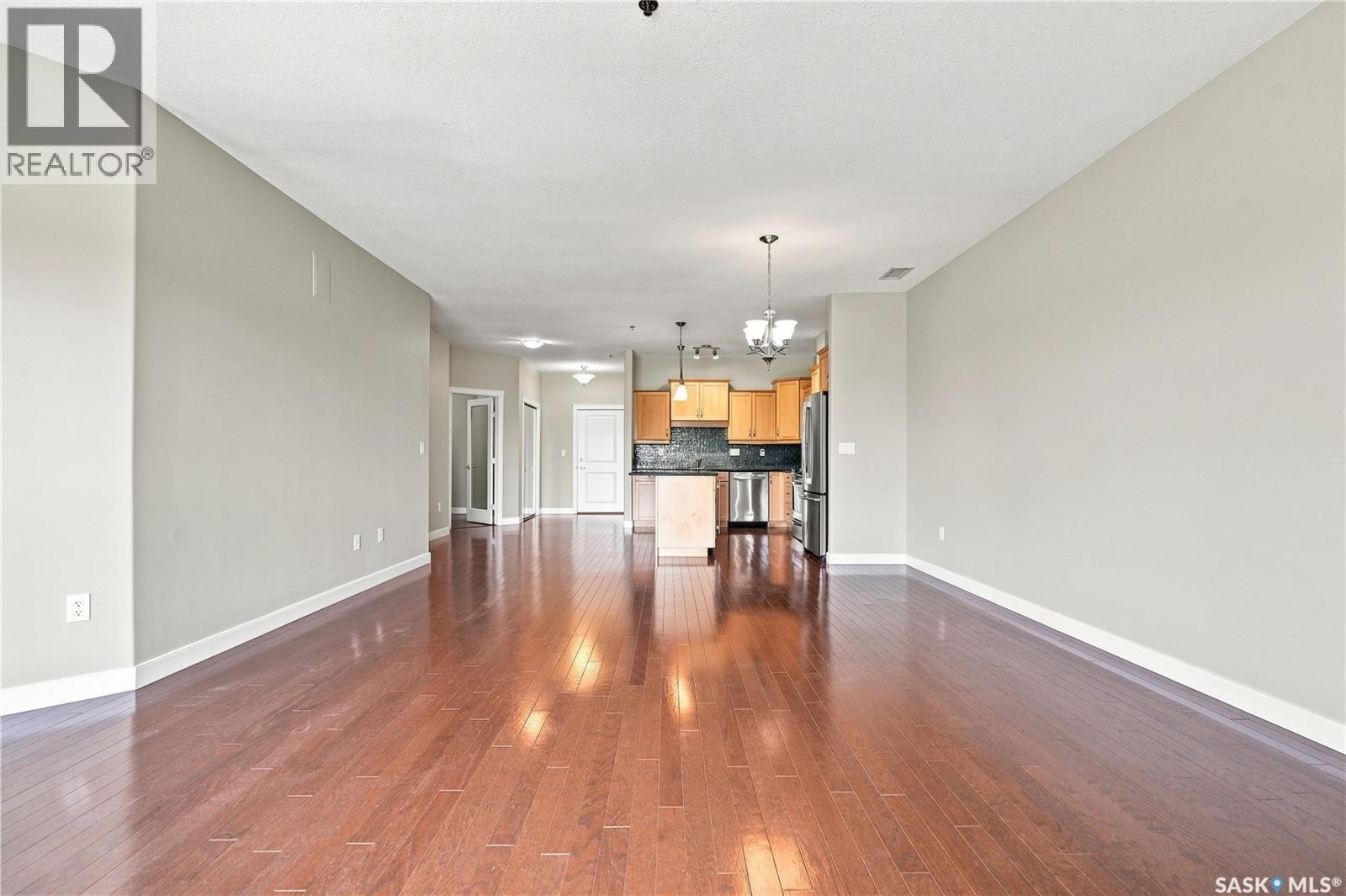 207 401 Cartwright Street, Saskatoon, SK