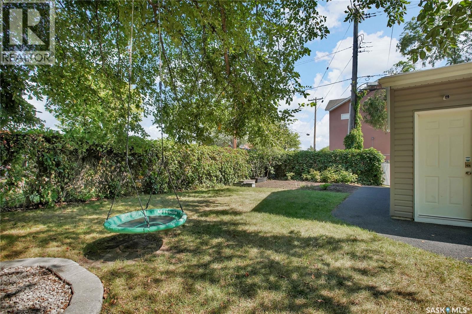 930 6Th Avenue N, Saskatoon, SK