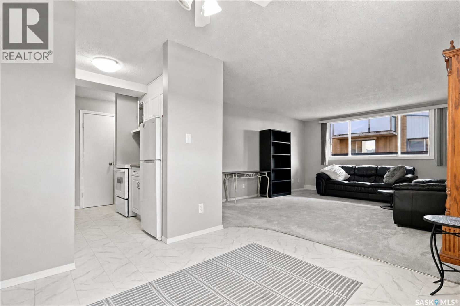 2 111 St Lawrence Crescent, Saskatoon, SK