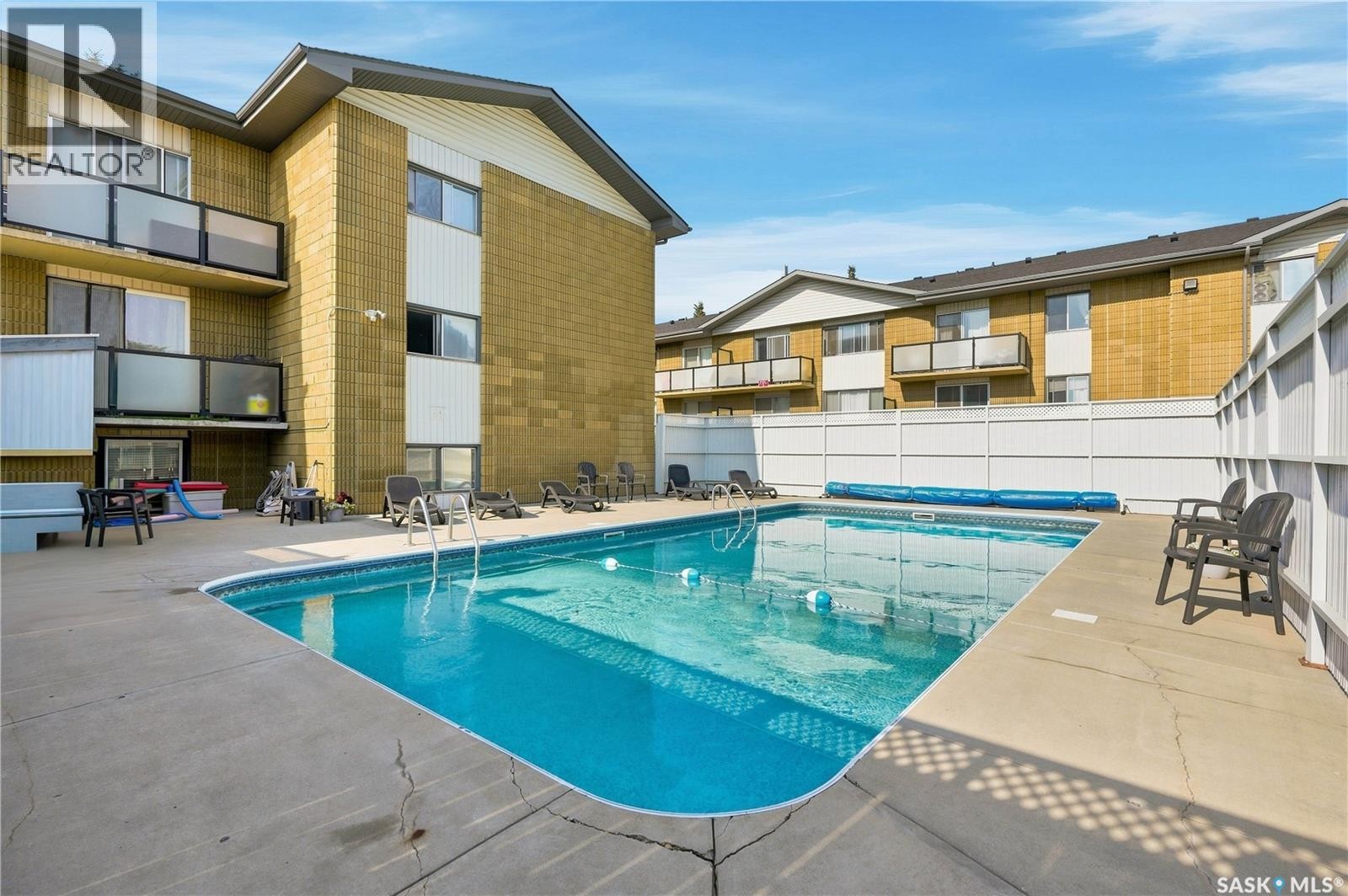2 111 St Lawrence Crescent, Saskatoon, SK