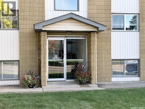 2 111 St Lawrence Crescent, Saskatoon, SK
