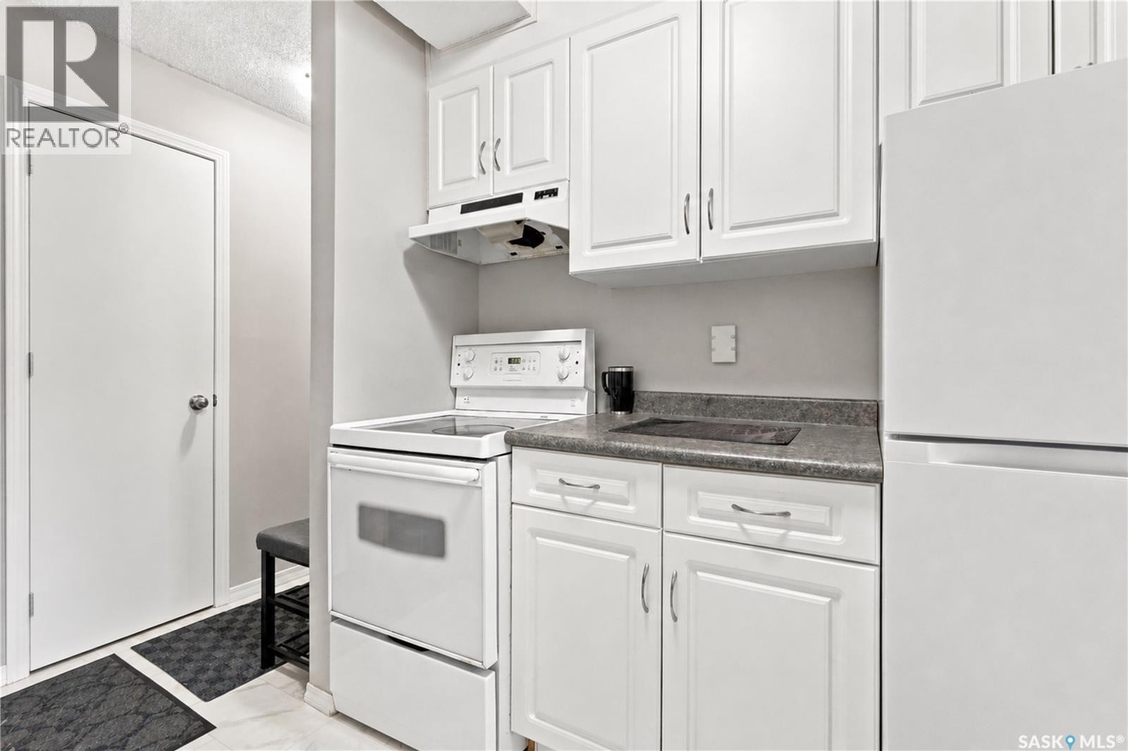 2 111 St Lawrence Crescent, Saskatoon, SK