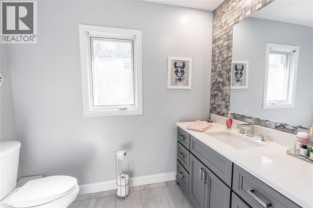 1874 Blackwell Road, Sarnia, ON