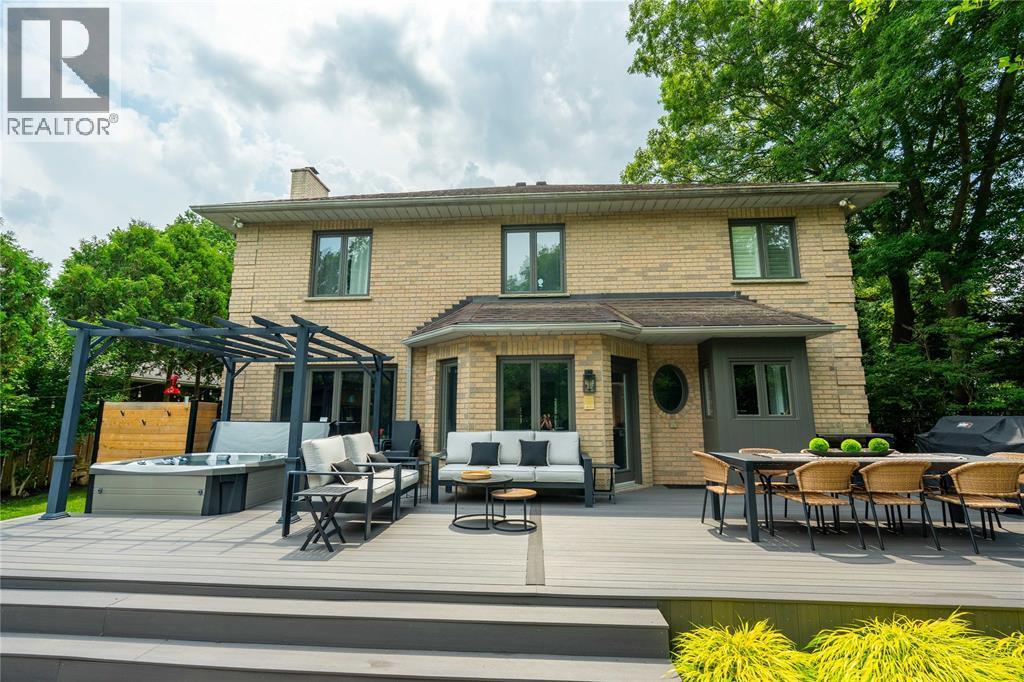 1874 Blackwell Road, Sarnia, ON