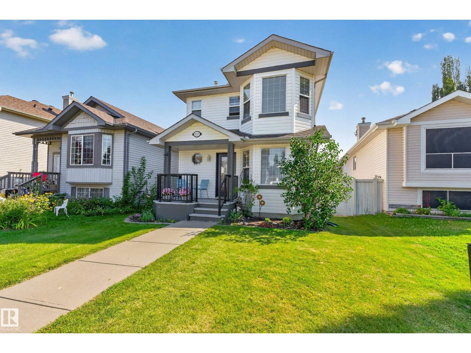 1223 Gillespie Cr Nw, Edmonton, AB