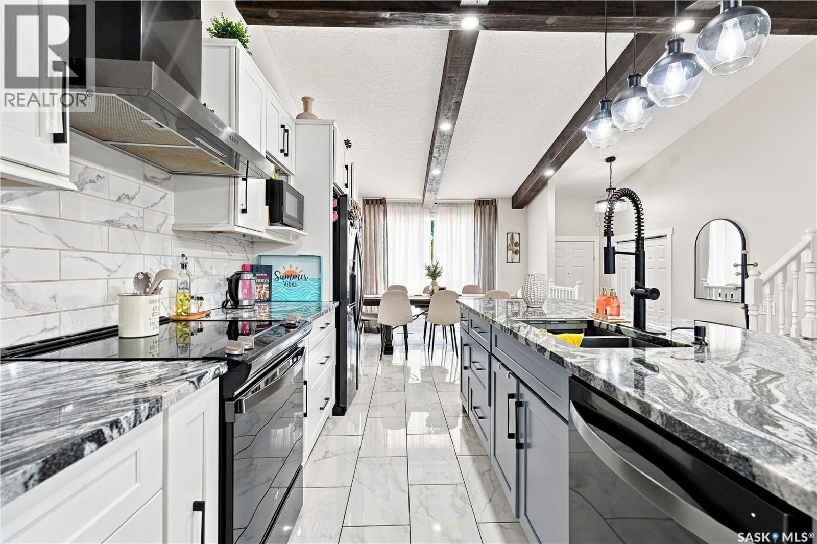 107 Hall Crescent, Saskatoon, SK