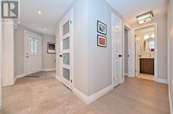 modern neutral decor thru out - 