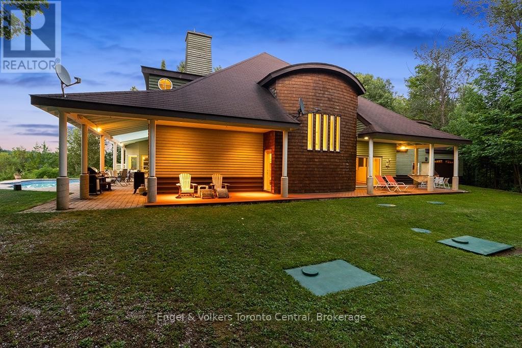 684131 Sideroad 30, Chatsworth, ON