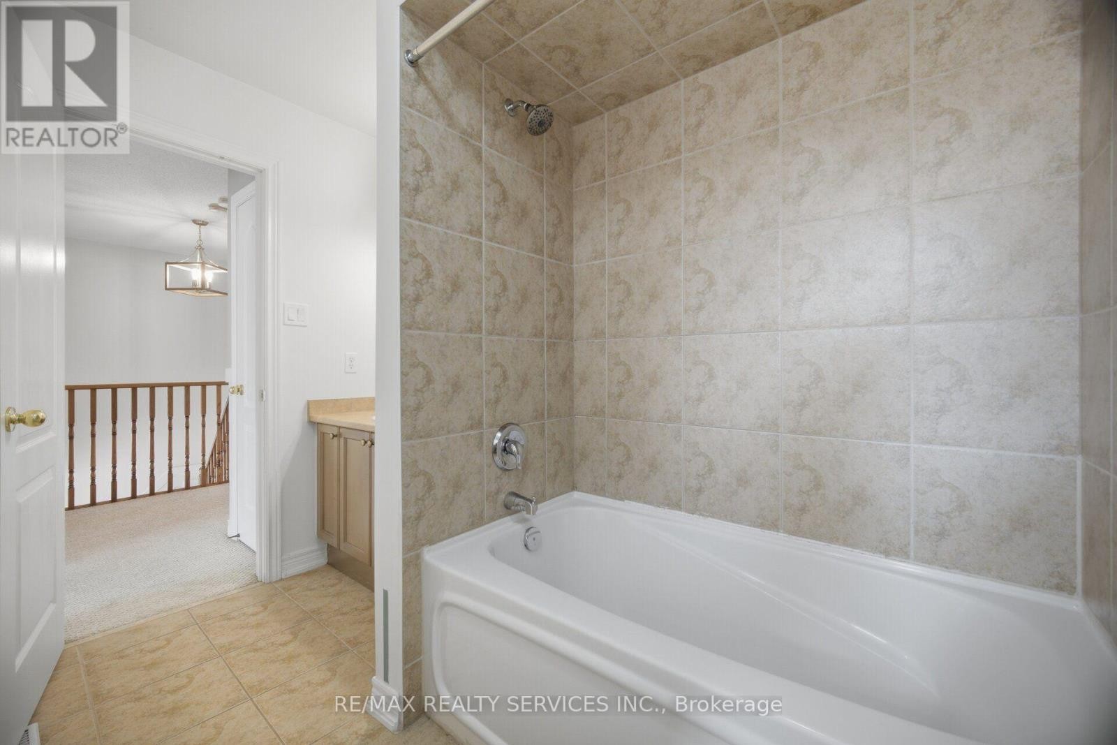 5 Westhampton Way, Hamilton, ON