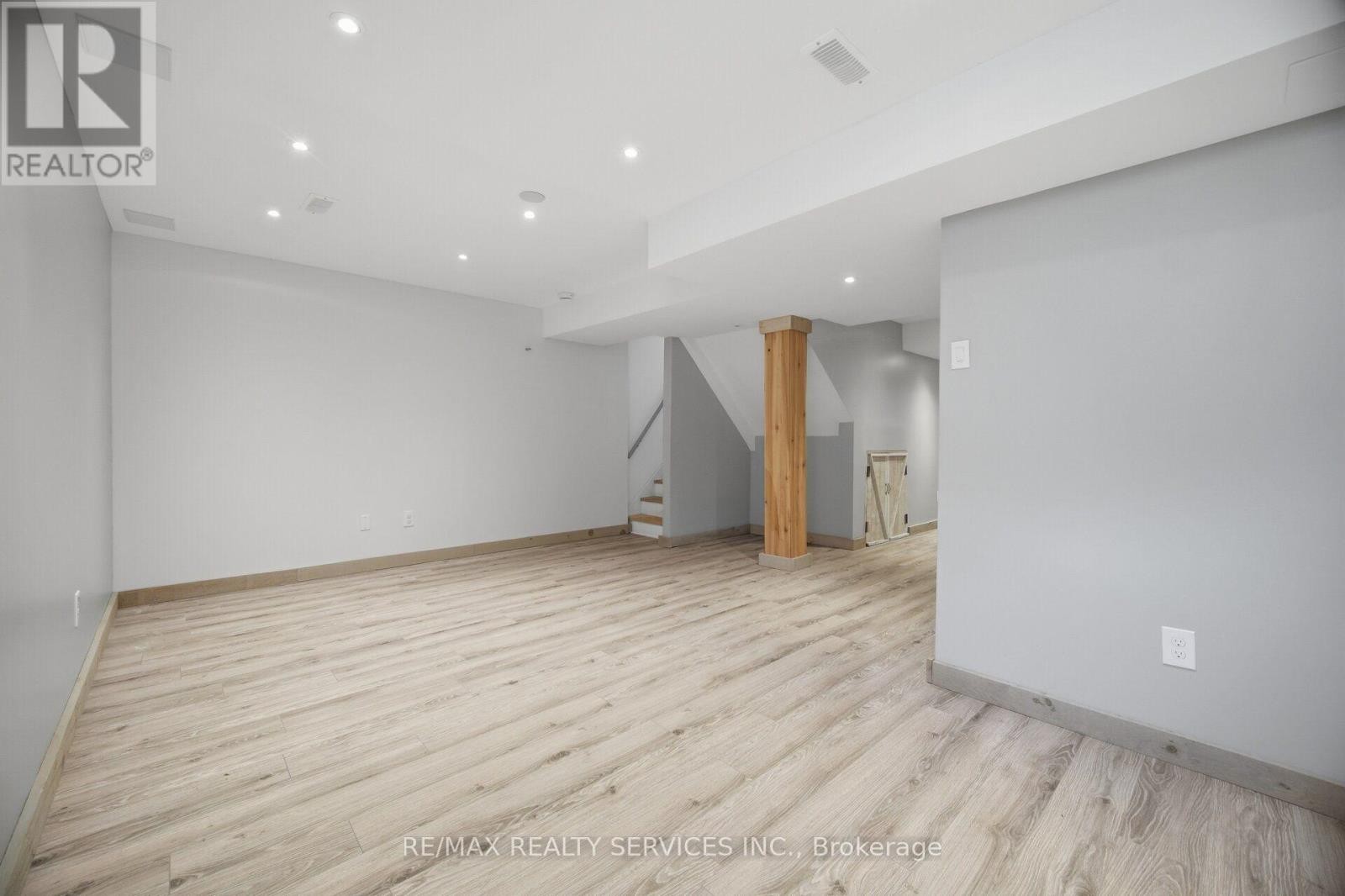 5 Westhampton Way, Hamilton, ON