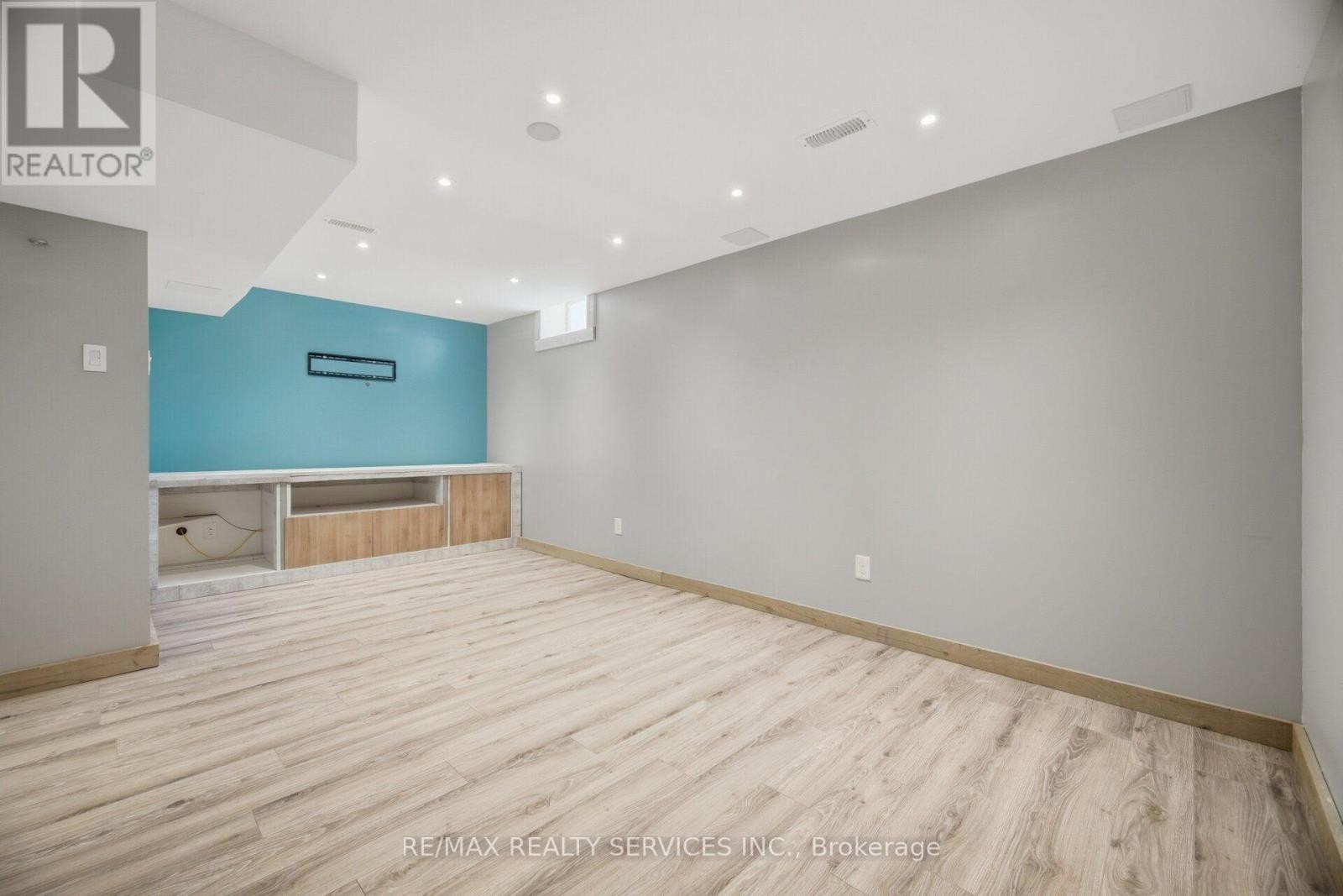 5 Westhampton Way, Hamilton, ON