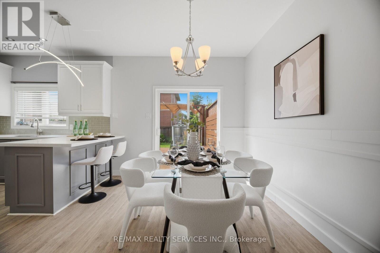 5 Westhampton Way, Hamilton, ON