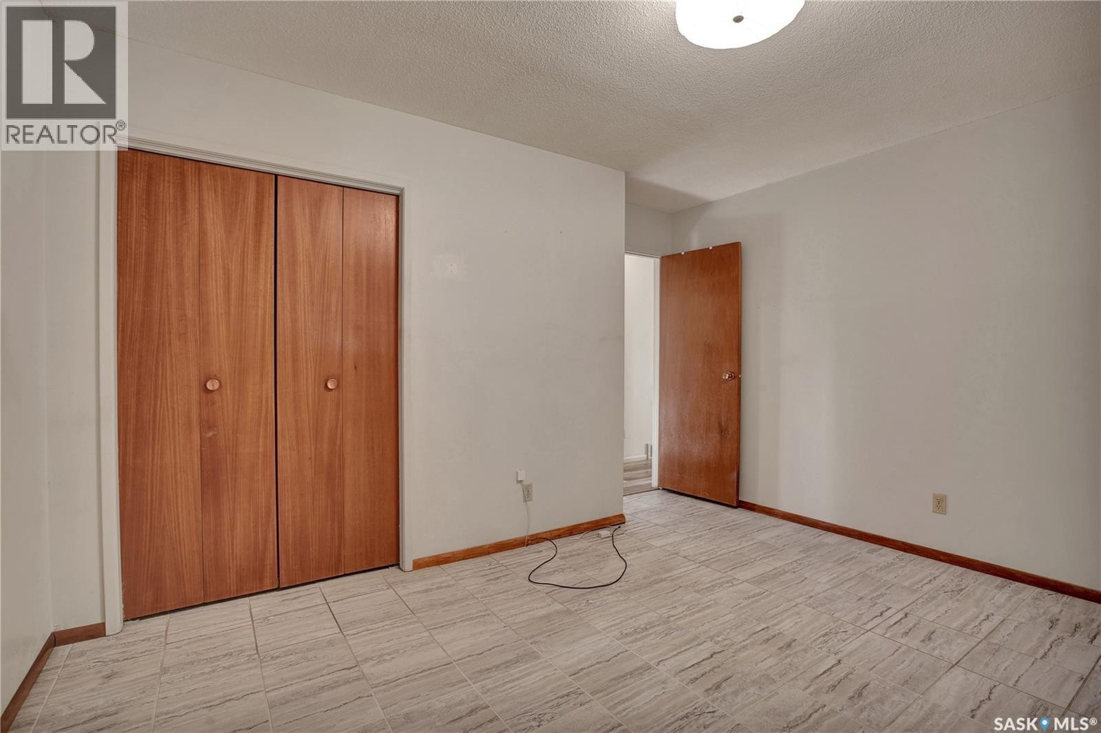 3166 Eastview, Saskatoon, SK
