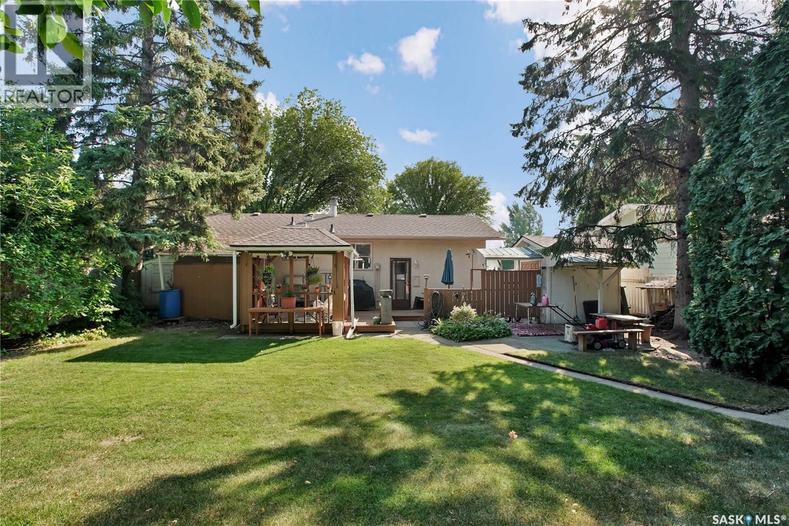 3166 Eastview, Saskatoon, SK