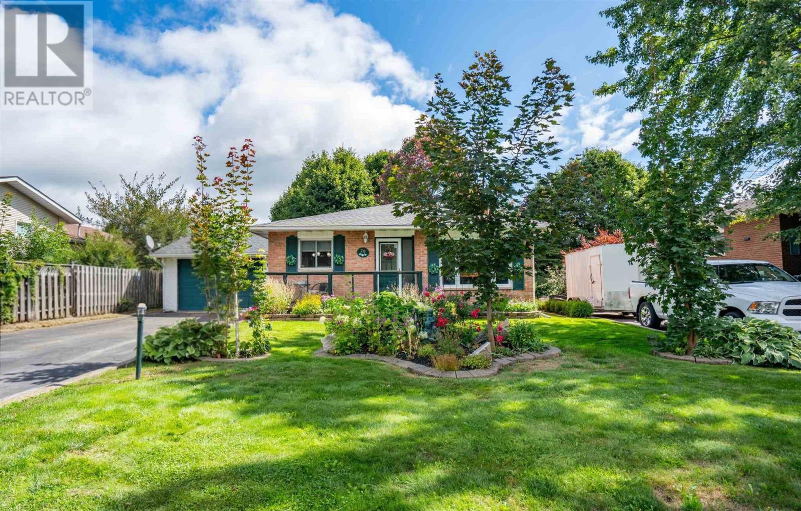 26 Heath Rd, Sault Ste. Marie, ON