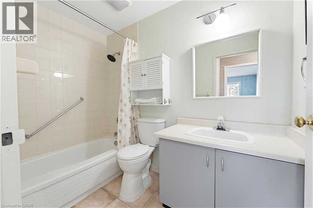 30 Hugo Crescent Unit# 110, Kitchener, ON
