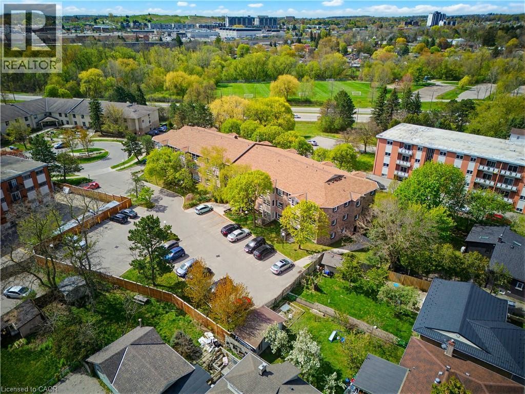 30 Hugo Crescent Unit# 110, Kitchener, ON