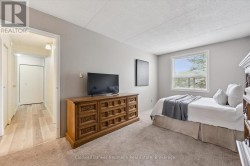 Primary bedroom - 