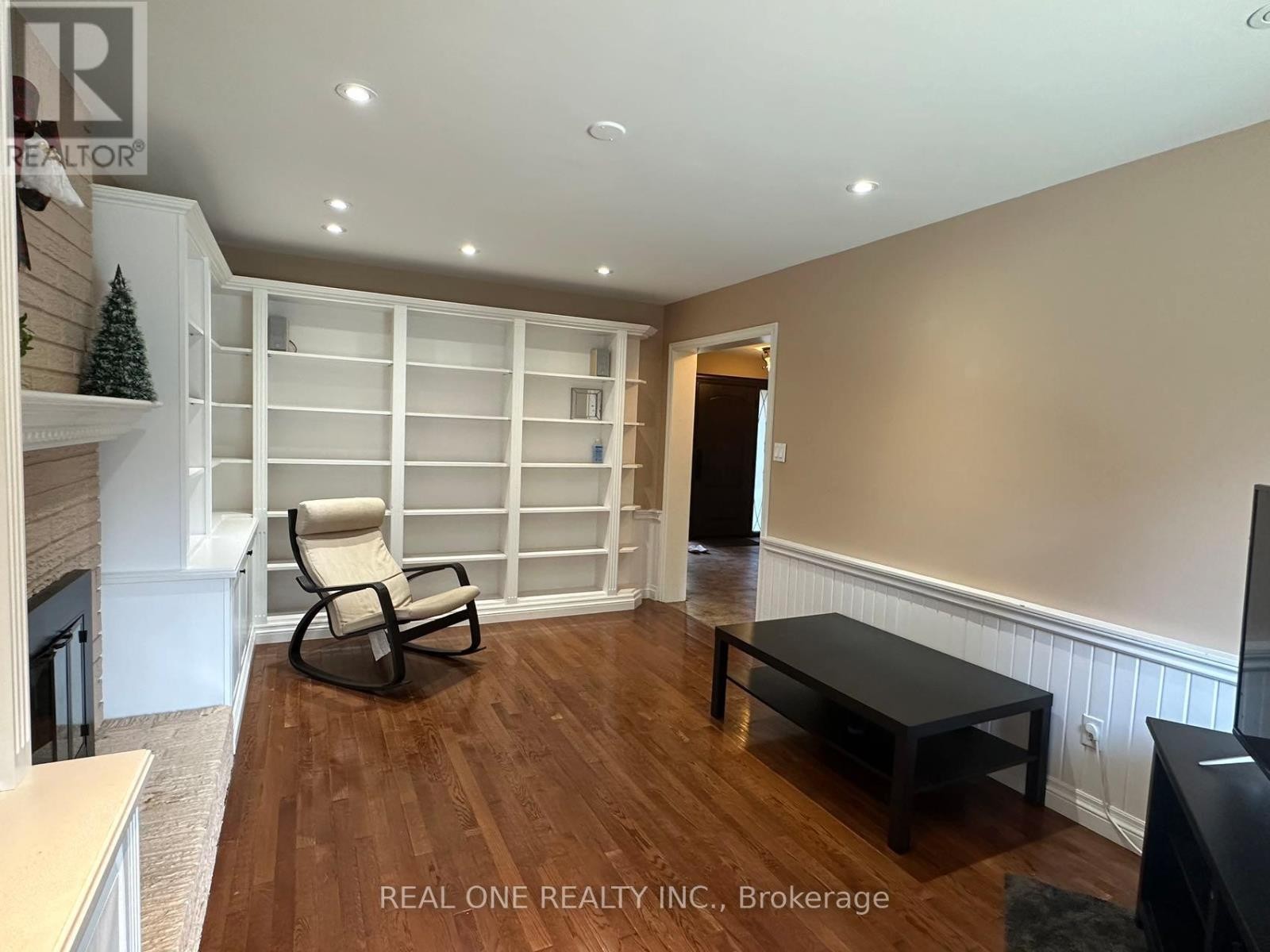 3944 Glamis Court, Mississauga, ON