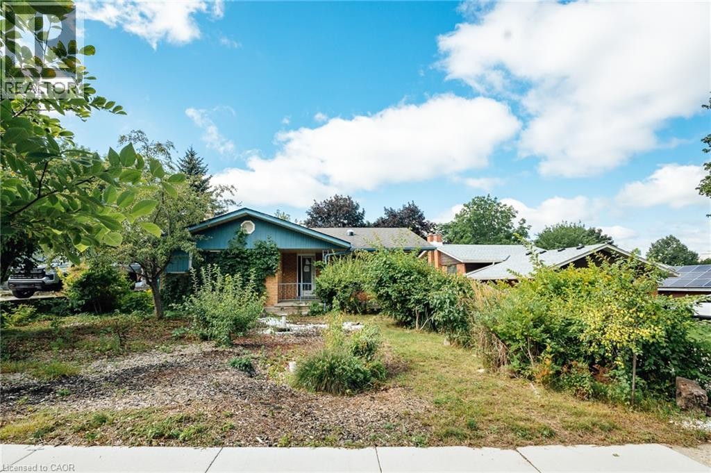 Additional content - 229 Winfield Avenue, Waterloo, ON