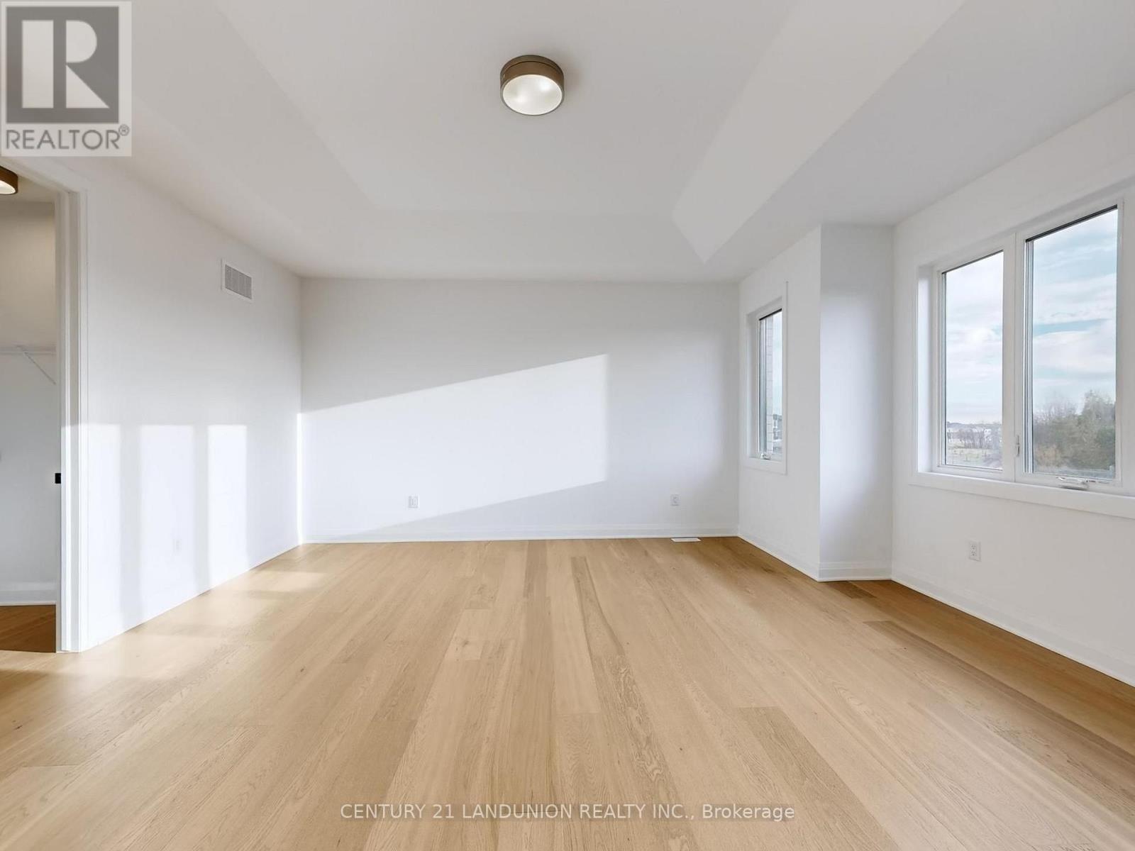 19 Spring Oak Crescent, Markham, ON