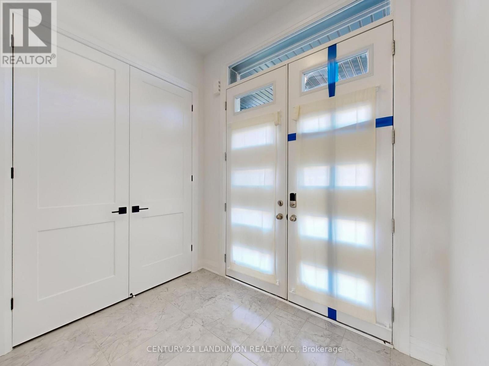 19 Spring Oak Crescent, Markham, ON