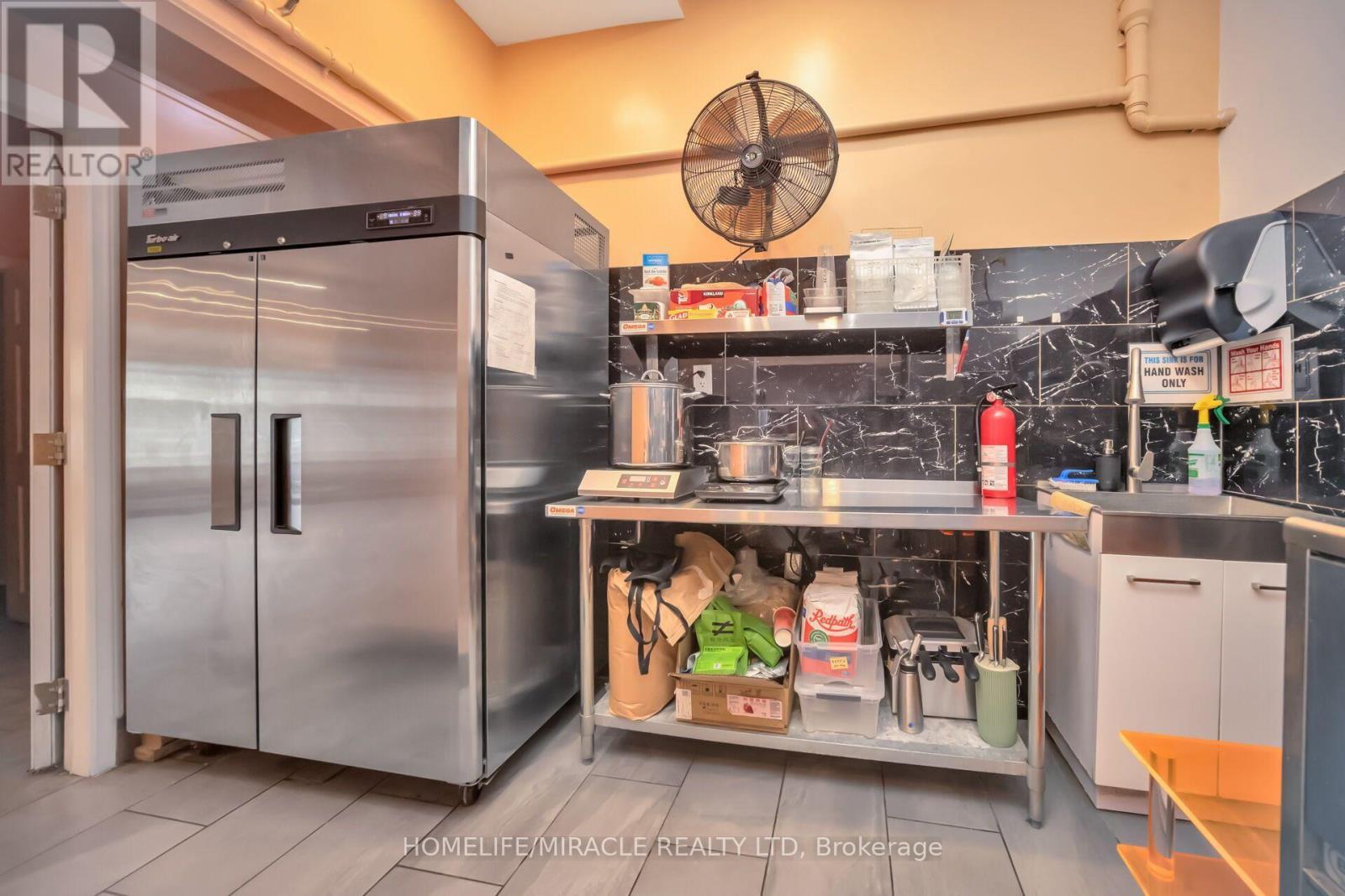 259 Lakeshore Road E, Mississauga, ON