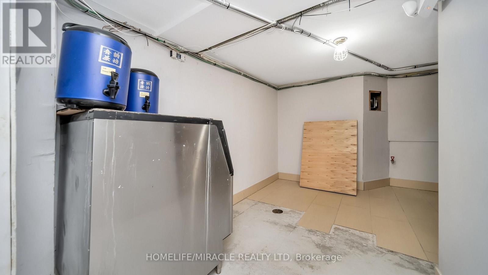 259 Lakeshore Road E, Mississauga, ON