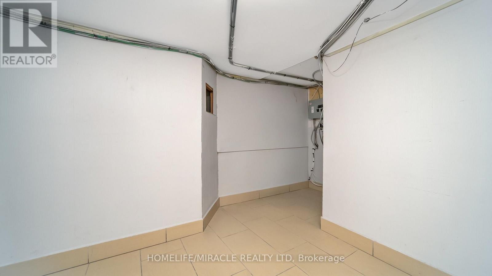 259 Lakeshore Road E, Mississauga, ON