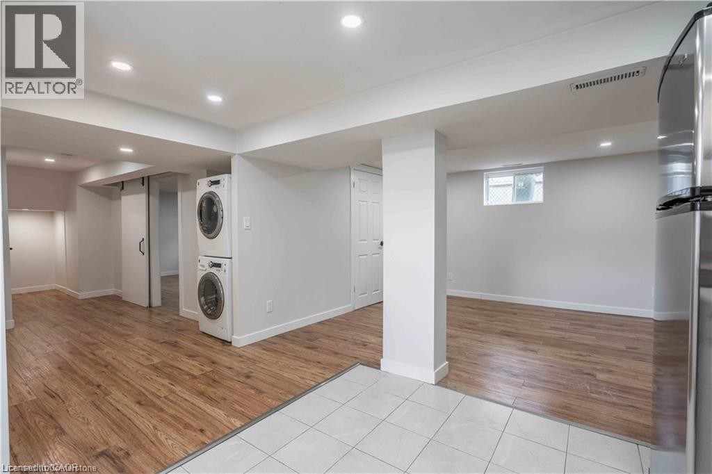 204 Glow Avenue Unit# Lower, Hamilton, ON