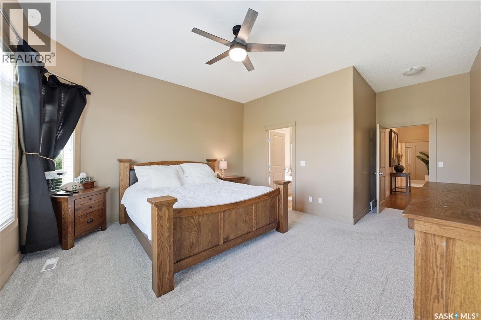 934 Maguire Crescent, Saskatoon, SK