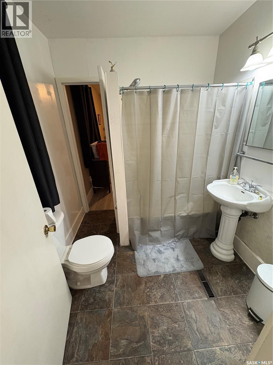 412 1St Avenue, Spy Hill, SK