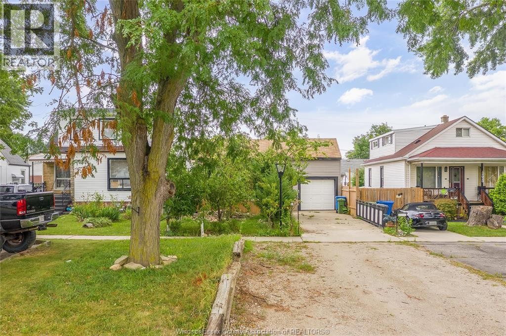 2616 Parent, Windsor, ON