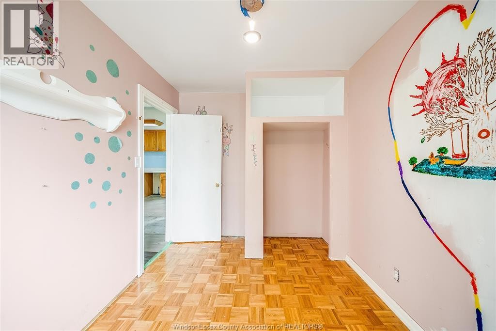 2616 Parent, Windsor, ON