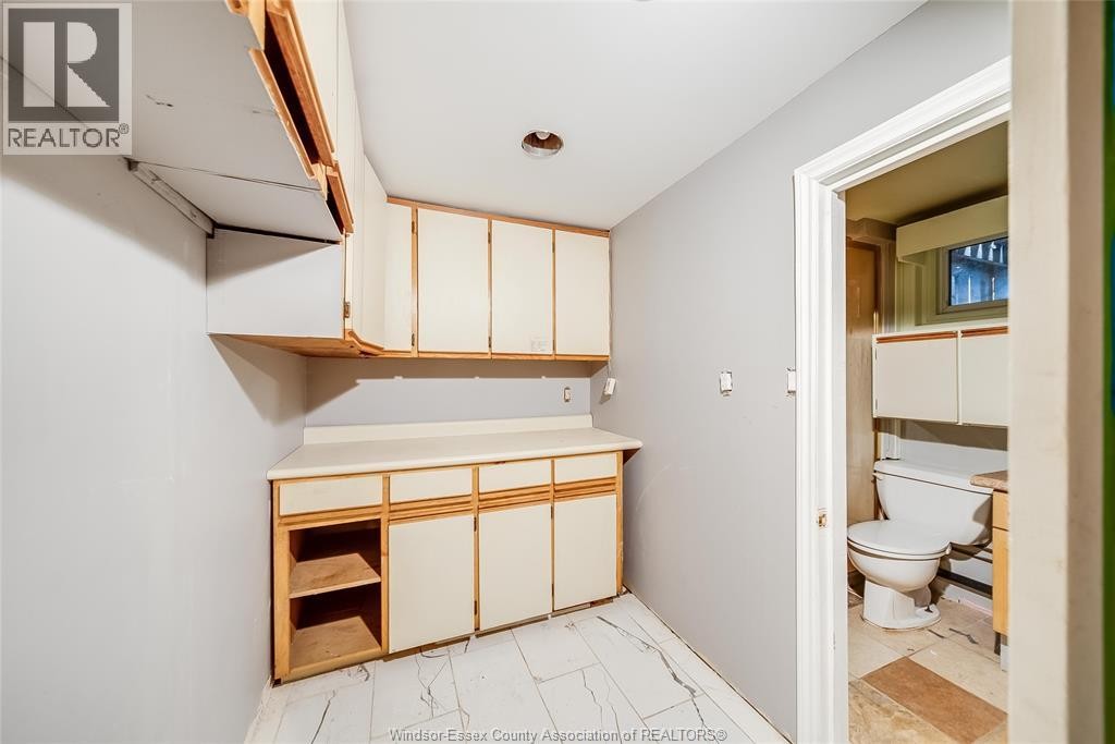2616 Parent, Windsor, ON