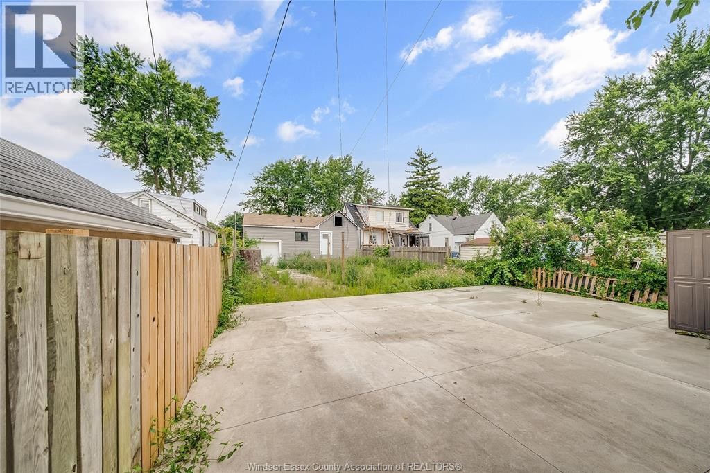 2616 Parent, Windsor, ON