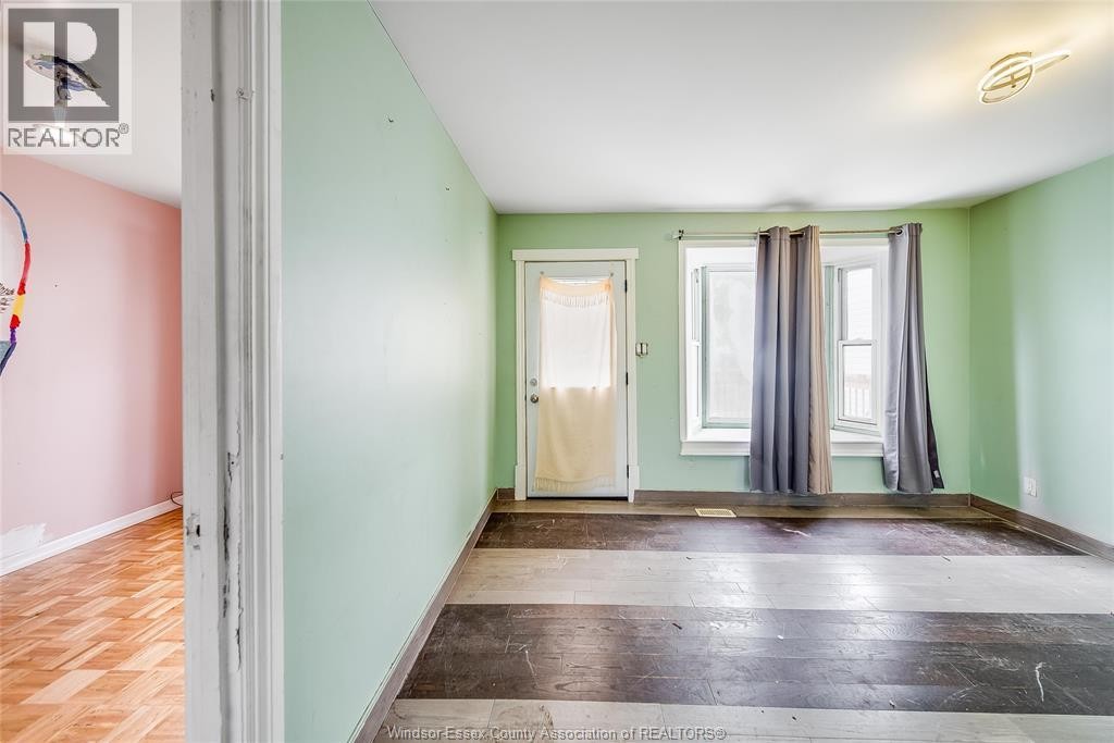 2616 Parent, Windsor, ON